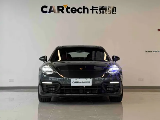 Porsche Panamera — Фото автомобиля 2