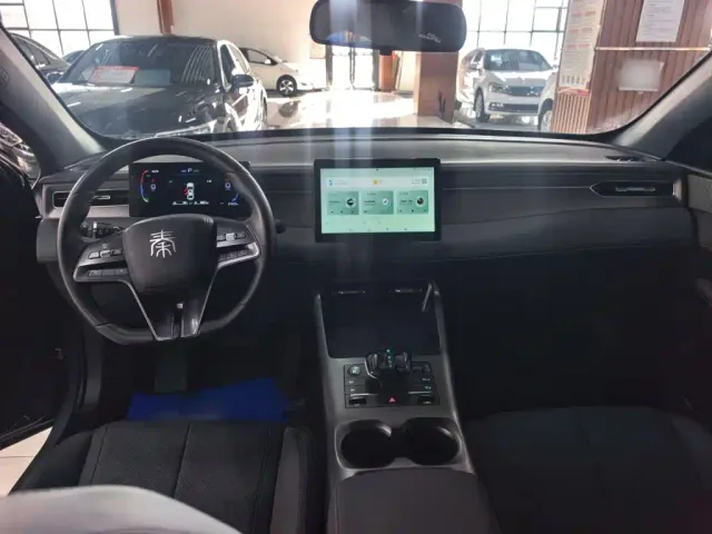 BYD Qin PLUS — Фото автомобиля 20