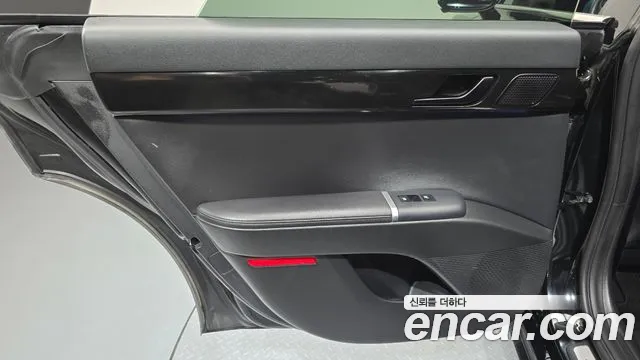 Hyundai Grandeur GN7 — Фото автомобиля 14