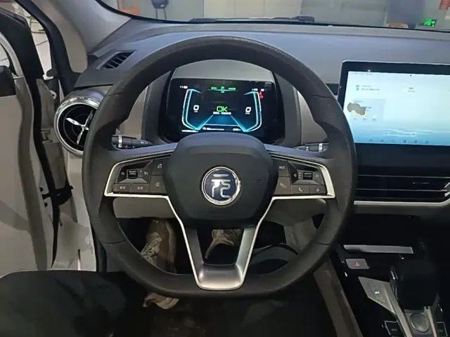 BYD Yuan Pro — Фото автомобиля 10