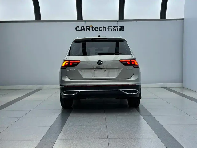 Volkswagen Tiguan L — Фото автомобиля 15