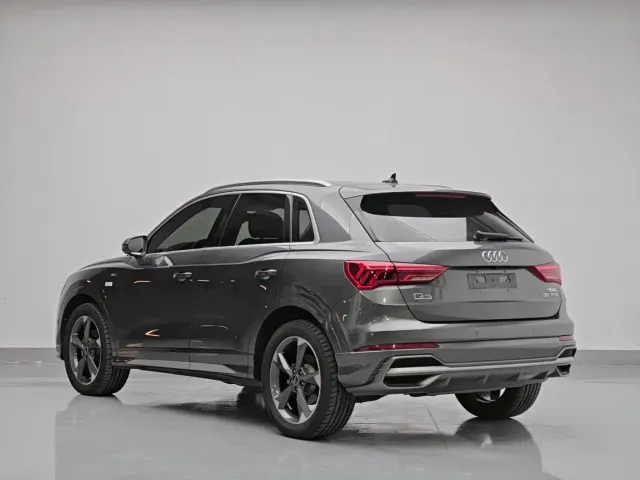 Audi Q3 — Фото автомобиля 4