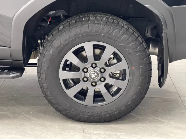 Toyota Prado — Фото автомобиля 19