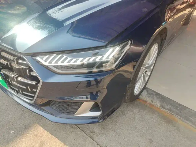 Audi A7L — Фото автомобиля 23