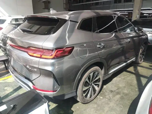 BYD Song PLUS — Фото автомобиля 6
