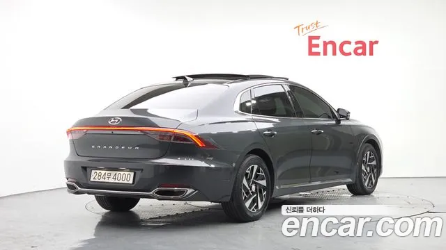 Hyundai Grandeur Exclusive — Фото автомобиля 2