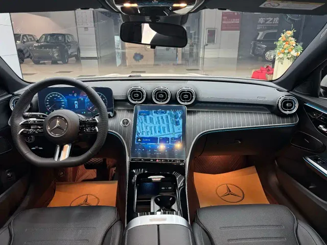Mercedes-Benz C-Class — Фото автомобиля 8