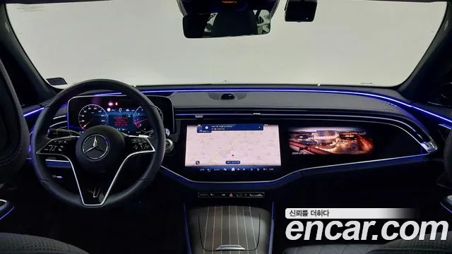 Mercedes-Benz E-Class — Фото автомобиля 7