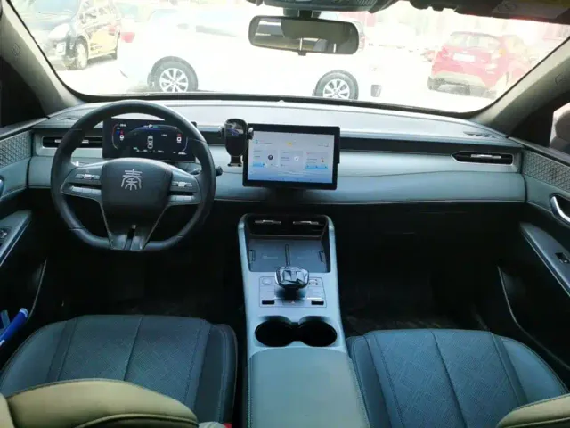 BYD Qin PLUS — Фото автомобиля 9