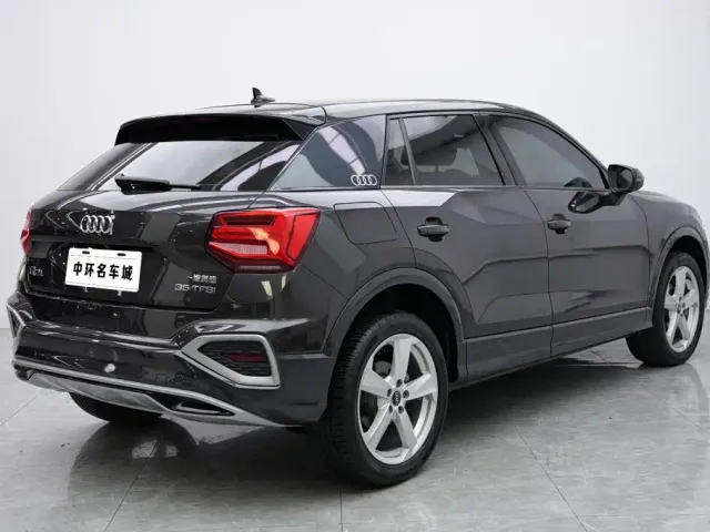 Audi Q2L — Фото автомобиля 17
