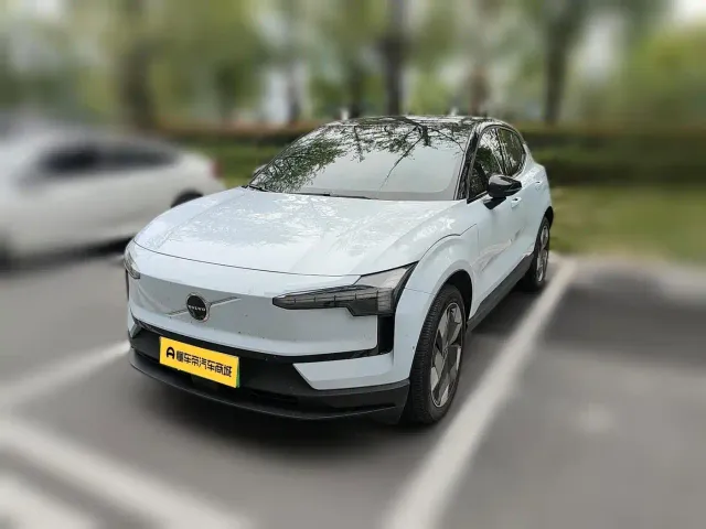 Фотография автомобиля — Volvo EX30