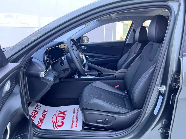 Hyundai Elantra — Фото автомобиля 7