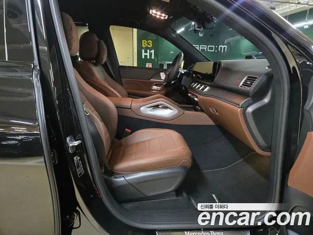 Mercedes-Benz GLS-Class — Фото автомобиля 9