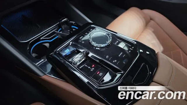 BMW i5 G60 — Фото автомобиля 12