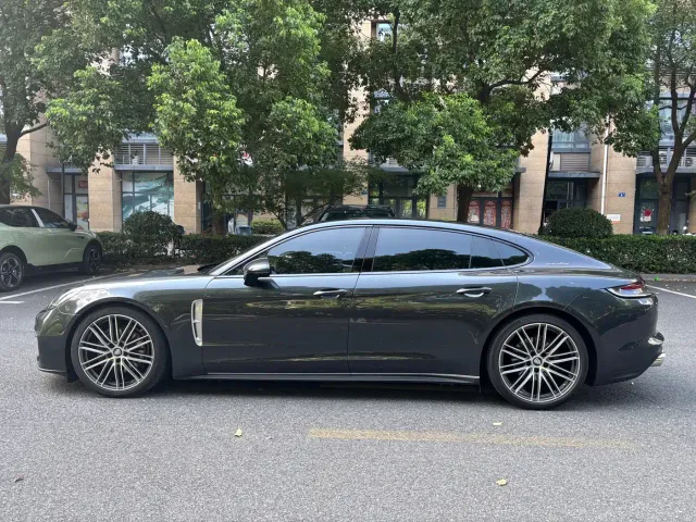 Porsche Panamera — Фото автомобиля 7