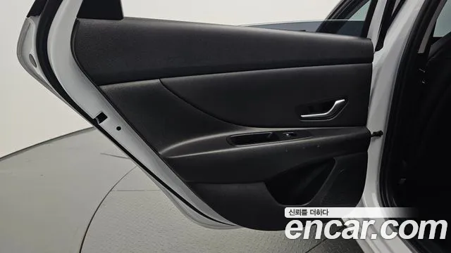 Hyundai Avante CN7 — Фото автомобиля 25