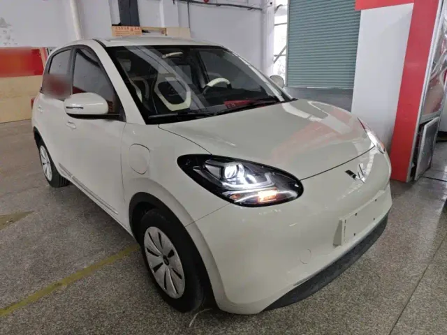 Wuling Bingo — Фото автомобиля 3