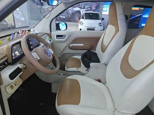 Wuling Hongguang Mini EV — Фото автомобиля 14
