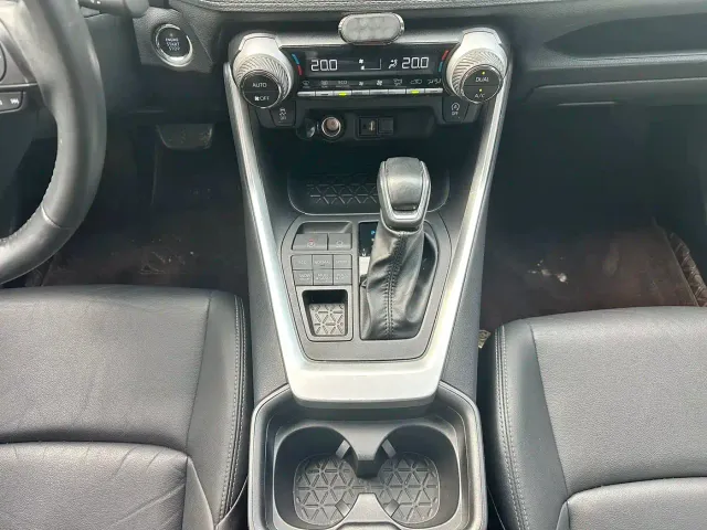 Toyota Wildlander — Фото автомобиля 13