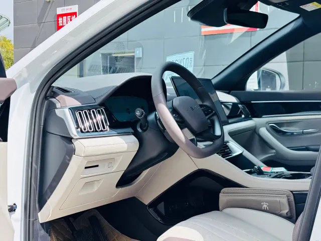 BYD Song PLUS — Фото автомобиля 5