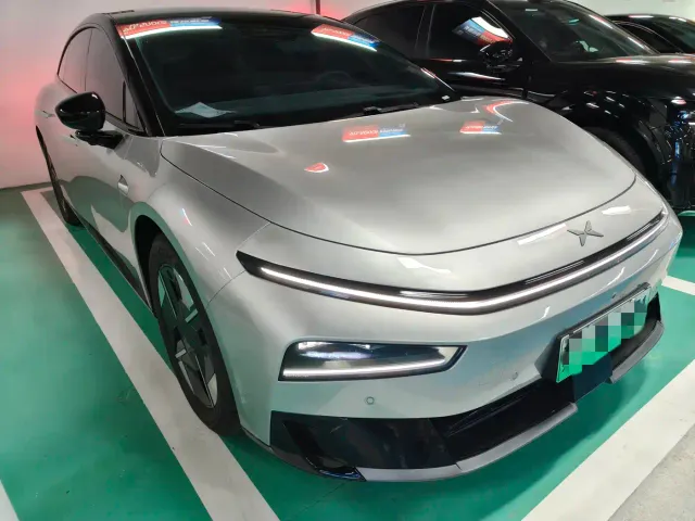 Xpeng P7+ — Фото автомобиля 3