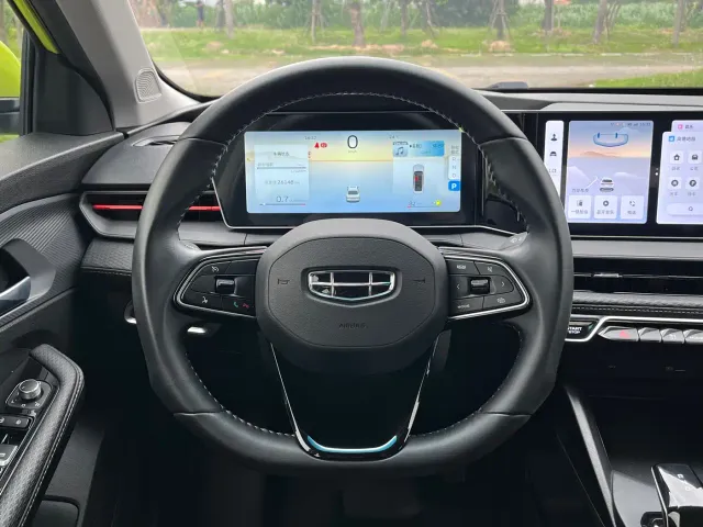 Geely Binrui — Фото автомобиля 14