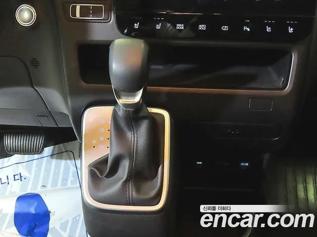 Hyundai Staria — Фото автомобиля 12
