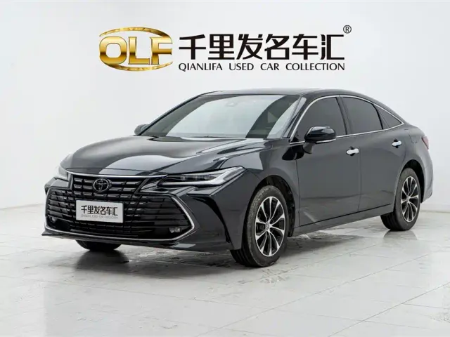 Toyota Avalon — Фото автомобиля 2
