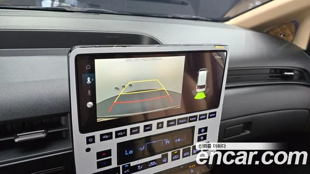 Hyundai Staria Staria 2WD автодом — Фото автомобиля 12