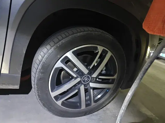 BYD Song L DM-i — Фото автомобиля 24