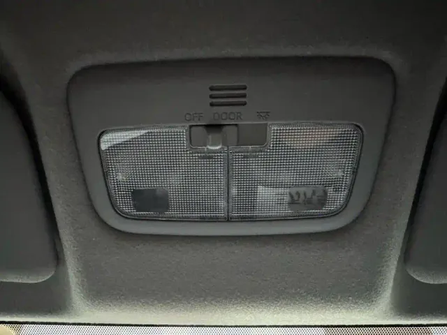 Toyota YARiS L Zhi Xuan — Фото автомобиля 15