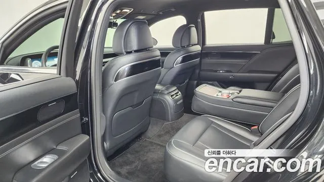 Genesis G90 Бензин 3.5 турбо AWD — Фото автомобиля 22