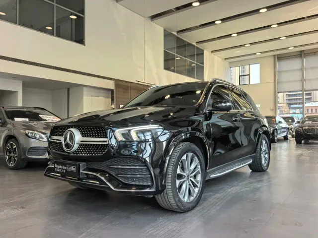 Фотография автомобиля — Mercedes-Benz GLE-Class