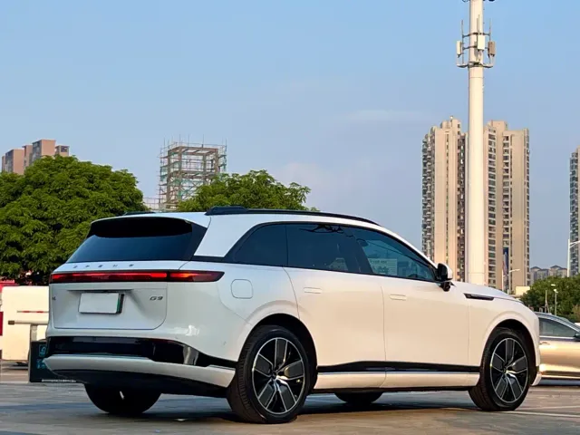 Xpeng G9 — Фото автомобиля 7