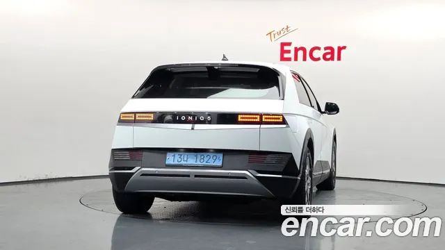 Hyundai Ioniq 5 — Фото автомобиля 4