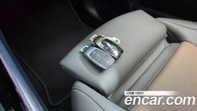Mercedes-Benz EQB X243 — Фото автомобиля 21