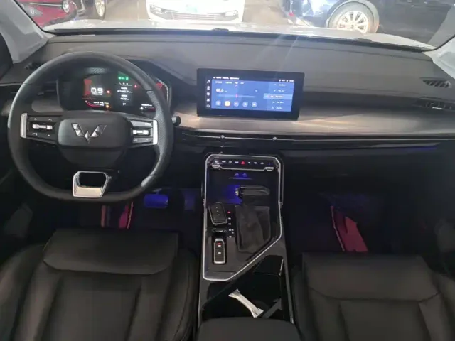 Wuling Asta — Фото автомобиля 9