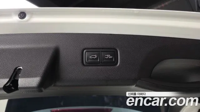 Kia Canival Carnival 4 поколение Бензин 7 мест Signature — Фото автомобиля 30