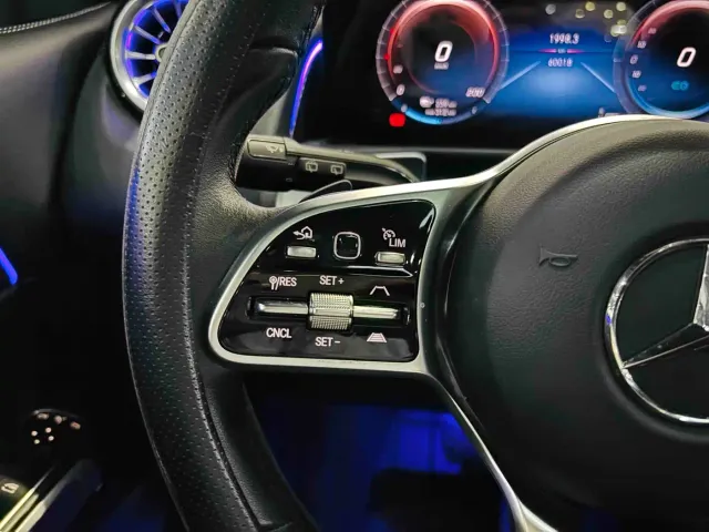 Mercedes-Benz EQB — Фото автомобиля 16