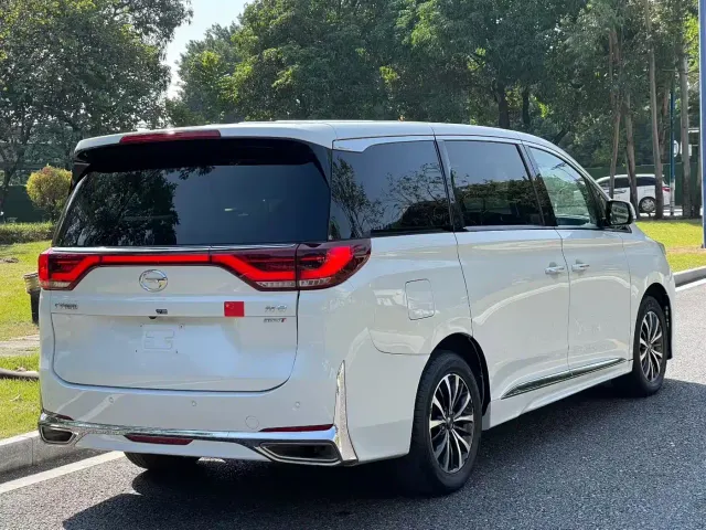 GAC Trumpchi M8 — Фото автомобиля 5