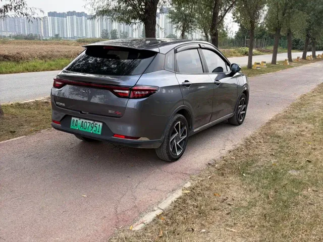 Nezha Auto Nezha AYA 2023 Facelift 401 Lite — Фото автомобиля 3