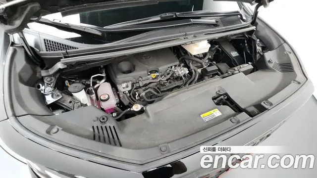 Toyota Alphard — Фото автомобиля 5