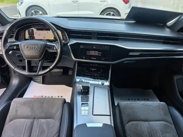 Audi A6L — Фото автомобиля 10
