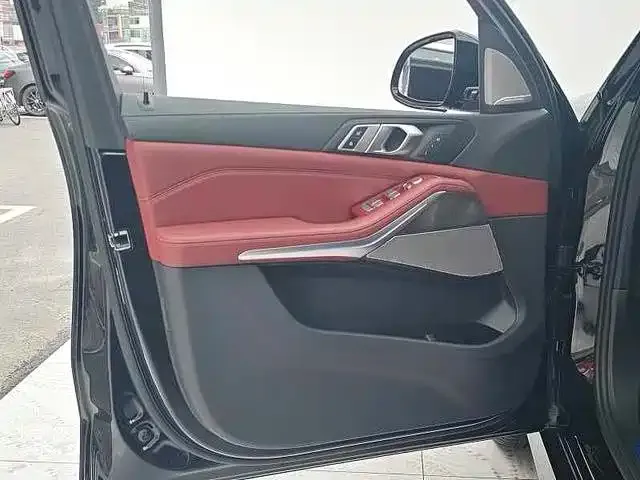 BMW X5 — Фото автомобиля 10