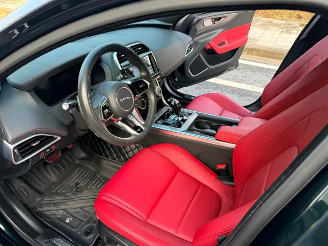 Jaguar XEL — Фото автомобиля 9