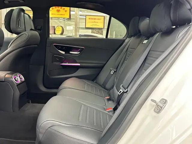 Mercedes-Benz C-Class — Фото автомобиля 9