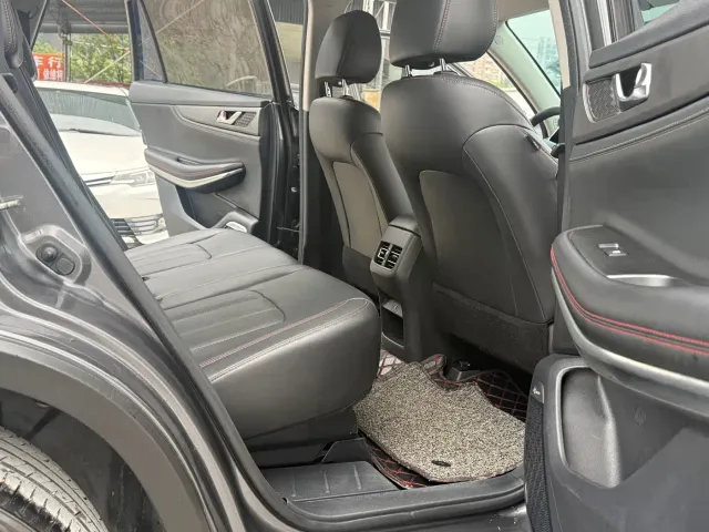 Changan CS75 — Фото автомобиля 10