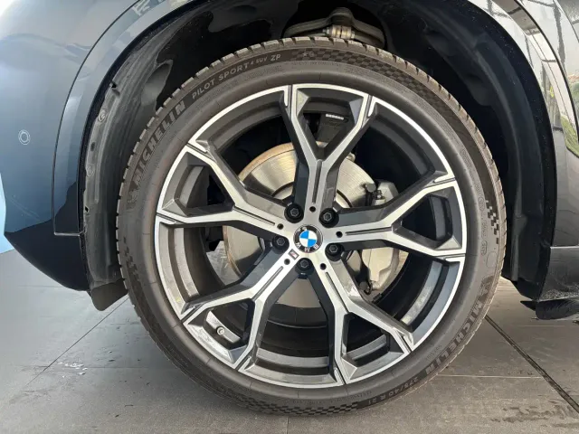 BMW X5 — Фото автомобиля 16