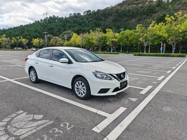 Nissan Sylphy — Фото автомобиля 3