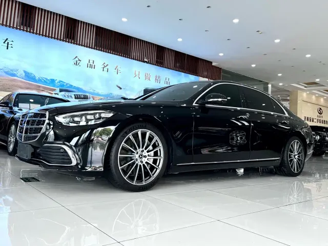 Mercedes-Benz S-Class — Фото автомобиля 2